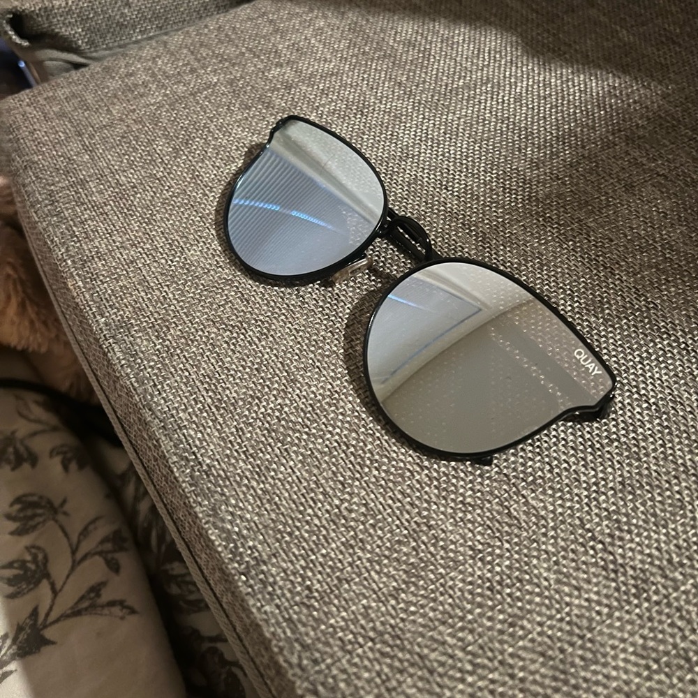 QUAY Blue Mirror Sunglasses